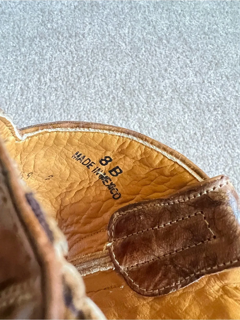 Price is firm- old gringo 8 SWAROVSKI crystal western cowboy ankle boots - Picture 6 of 9